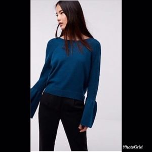 EXPRESS Lantern Sleeve Sweater LG